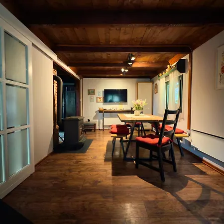 Brvnara Majstorovic * Divčibare